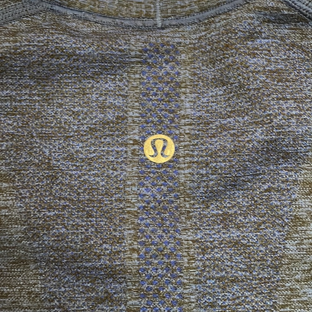 Lululemon Swiftly Tech Top Size 10 - image 3